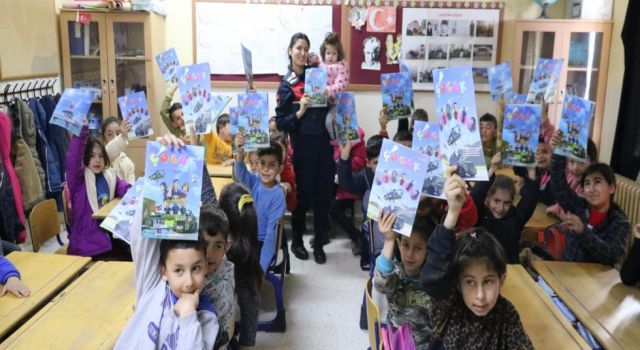 Jandarmadan Öğrencilere Siber Güvenlik Eğitimi