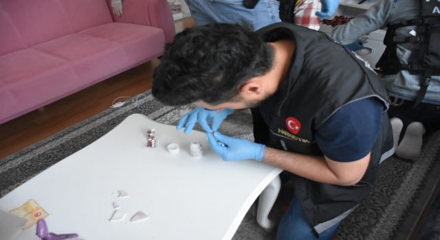 Torbacılara Şafak Baskını