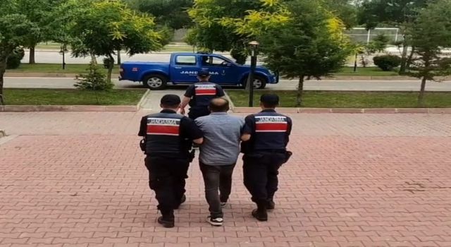 Jandarma 1 Firariyi Daha Cezaevine Teslim Etti