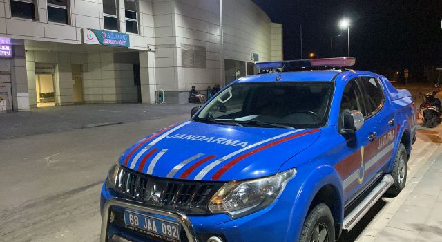 Arazi Yüzünden Baba ve Oğlu Bıçaklandı