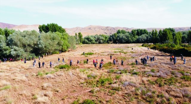 Selde Kaybolan Bebek İçin Arama Kurtarma Çalışmaları Sürüyor