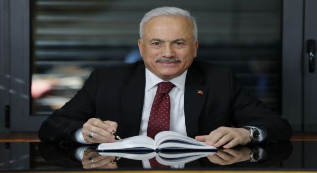 Vali Kumbuzoğlu “2024 “İyi kilerin, Keşkelere Galip Geldiği Bir Yıl Olsun”