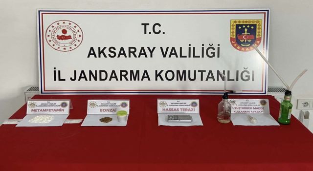 Jandarmadan Uyuşturucu Operasyonu Gözaltına Alın 2 Kişiden 1’i Tutuklandı