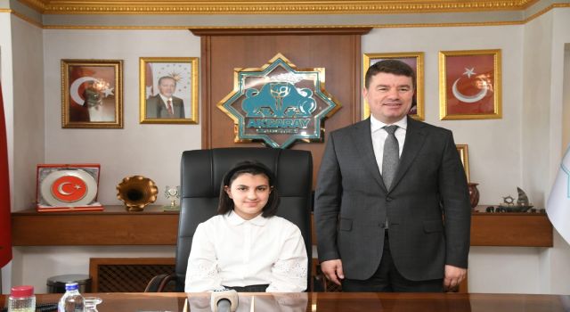 Dinçer Koltuğunu Geleceğin Yöneticilerine Bıraktı