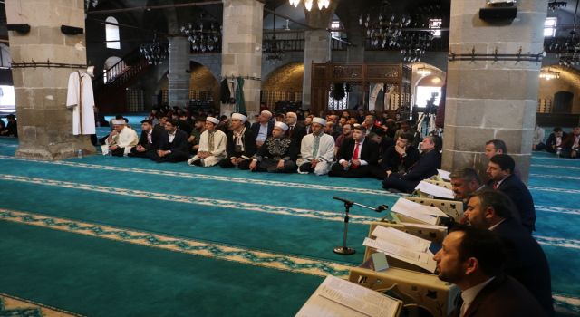 Aksaray'da Genç Hatipler Minberde Hutbe Okuma Yarışması 7. Bölge Finali düzenlendi